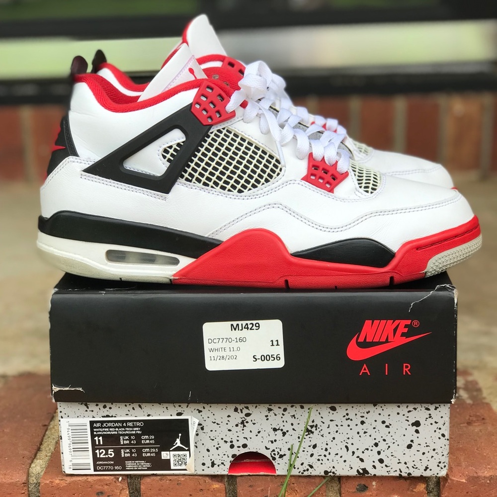 Air Jordan 4 Retro White Fire Red Size 11
